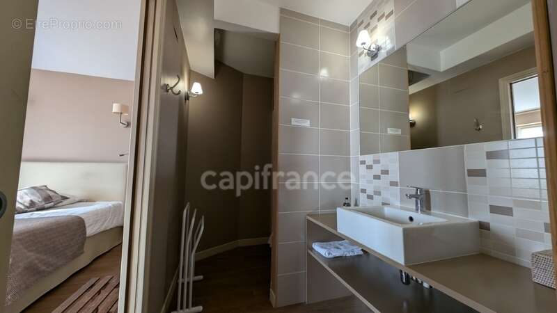 Commerce à SAINTE-GAUBURGE-SAINTE-COLOMBE