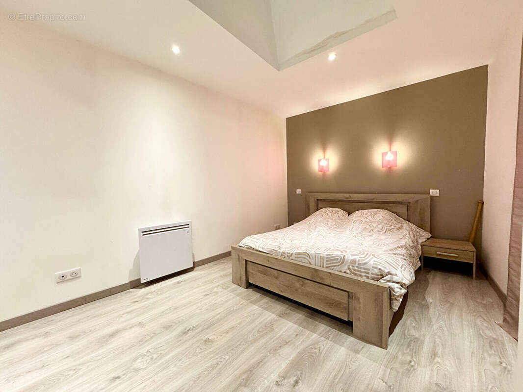 Maison à PERIGNAT-SUR-ALLIER