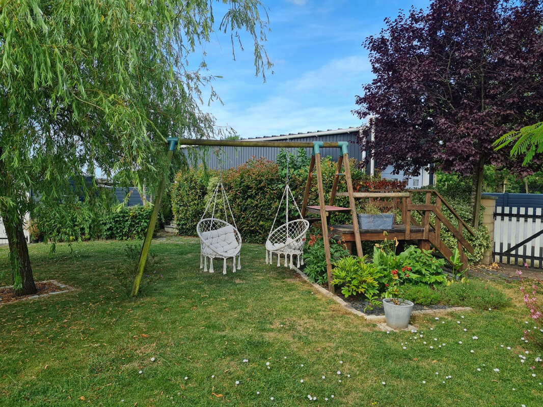 Maison à LA ROUXIERE