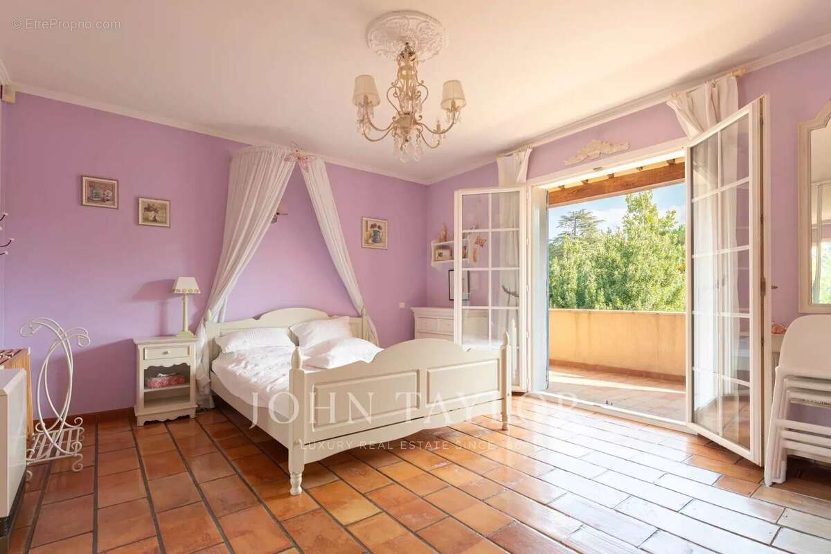 Maison à BOUC-BEL-AIR