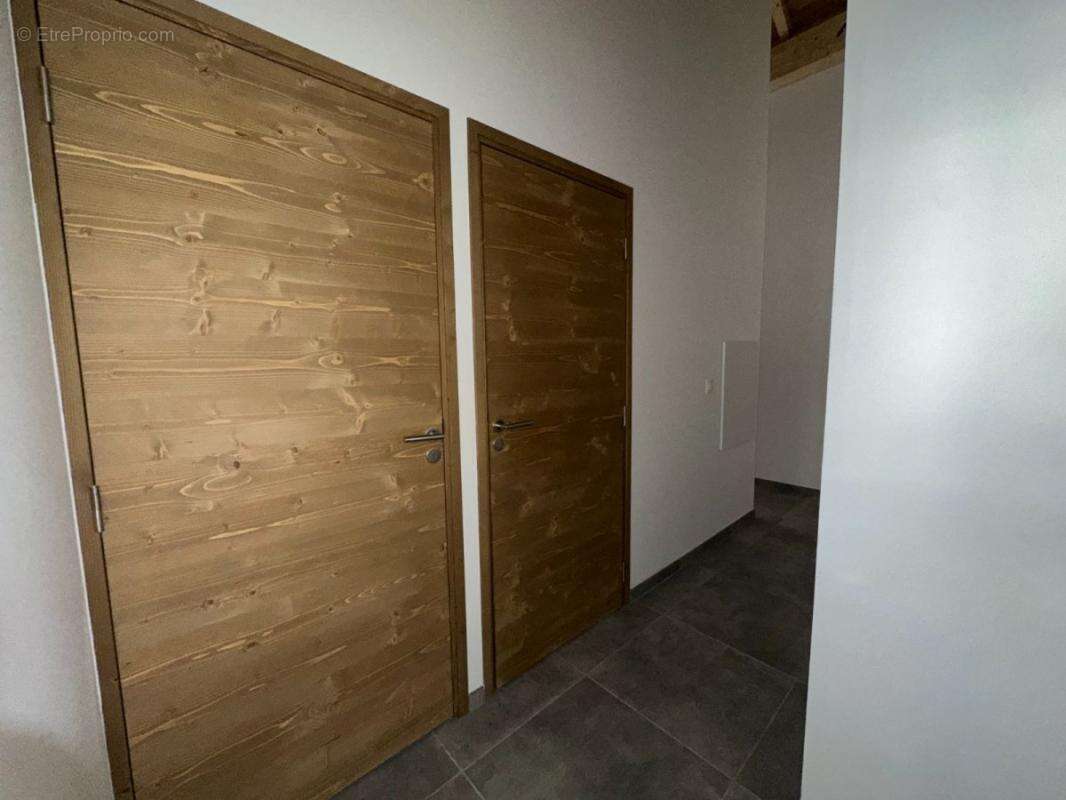 Appartement à SAINT-CHAFFREY