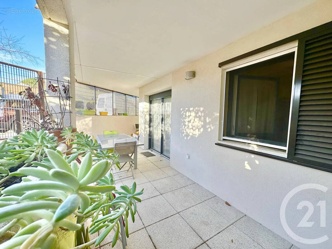 Appartement à SAINT-JEAN-DE-VEDAS