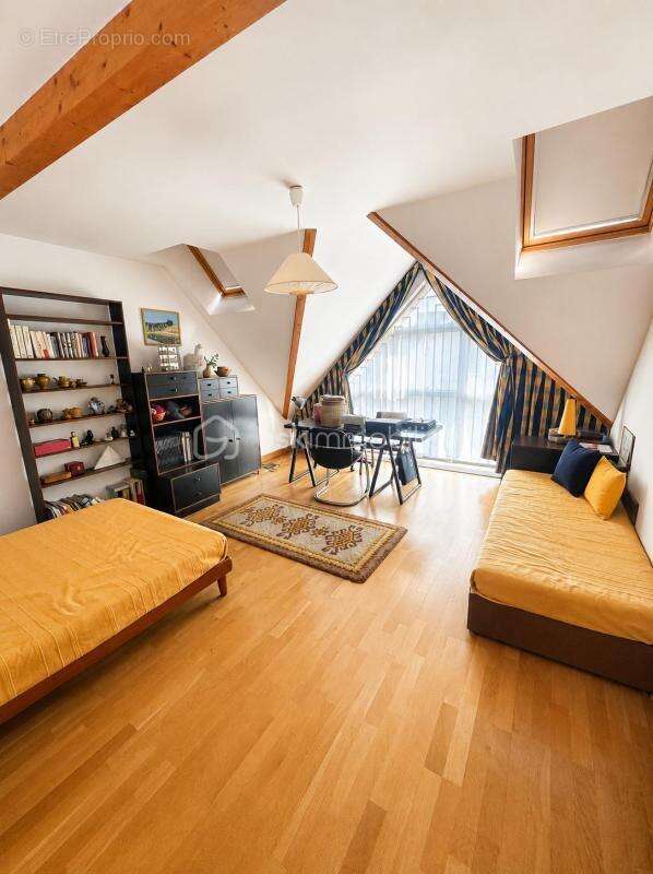 Appartement à OZOIR-LA-FERRIERE