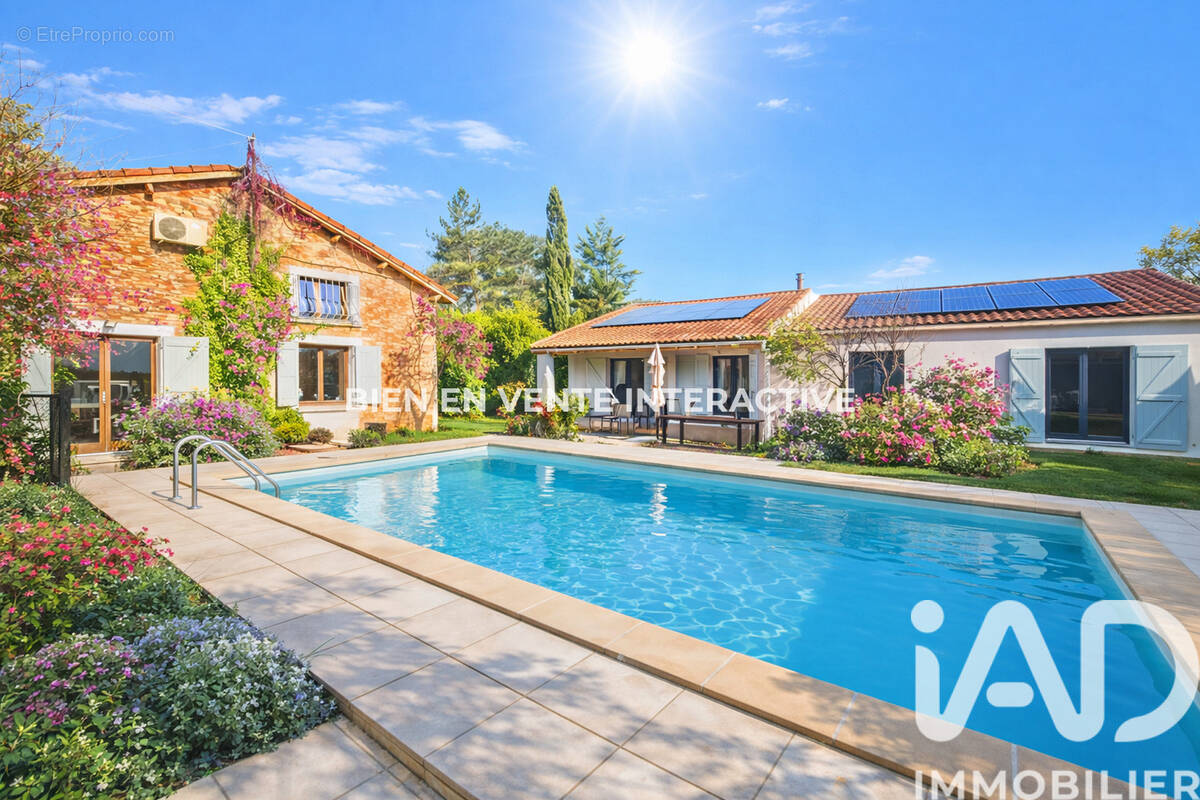 Photo 1 - Maison à NIMES