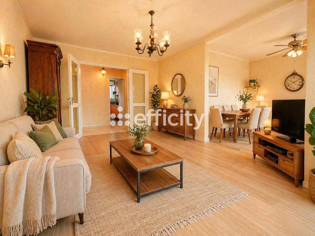 Appartement à SALON-DE-PROVENCE