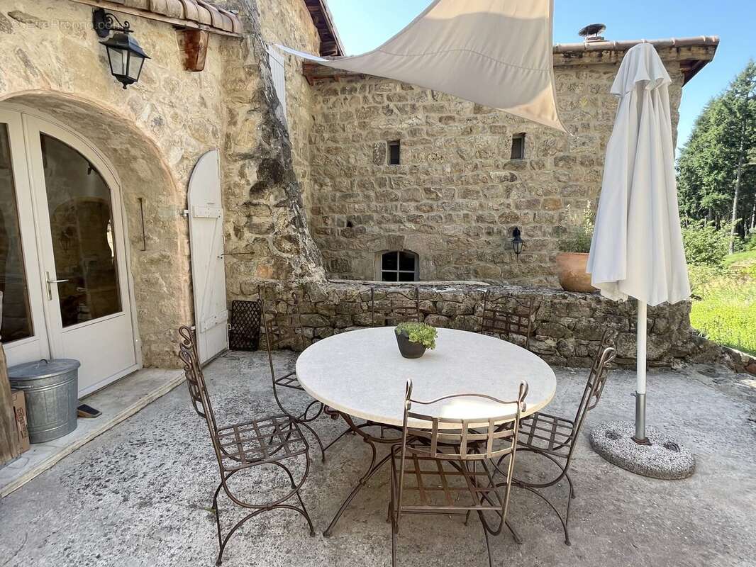 Maison 237 m² à Lamastre  - photo 6