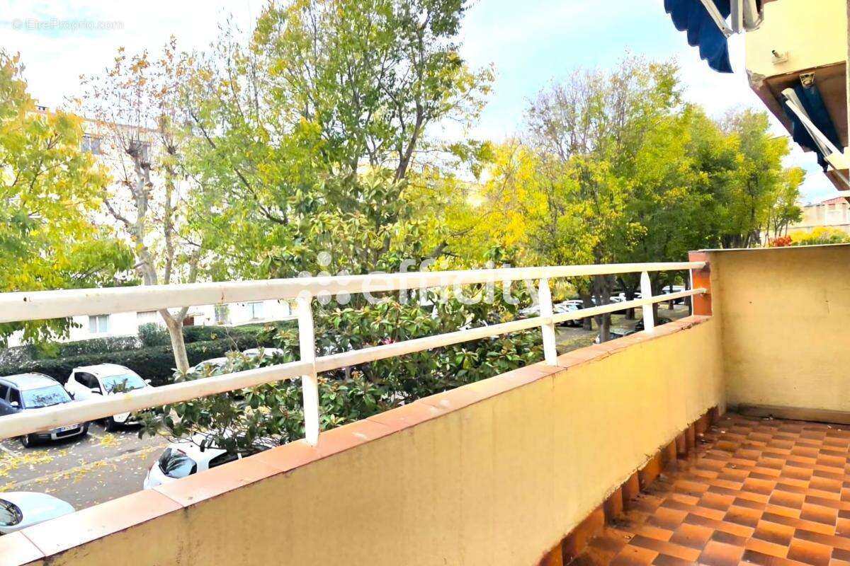 Appartement à MARSEILLE-8E