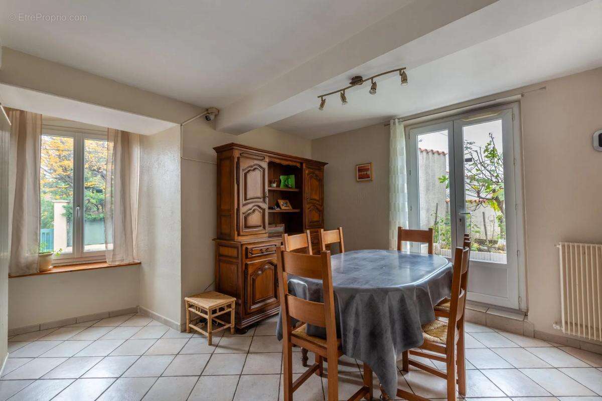 Appartement à GIVORS