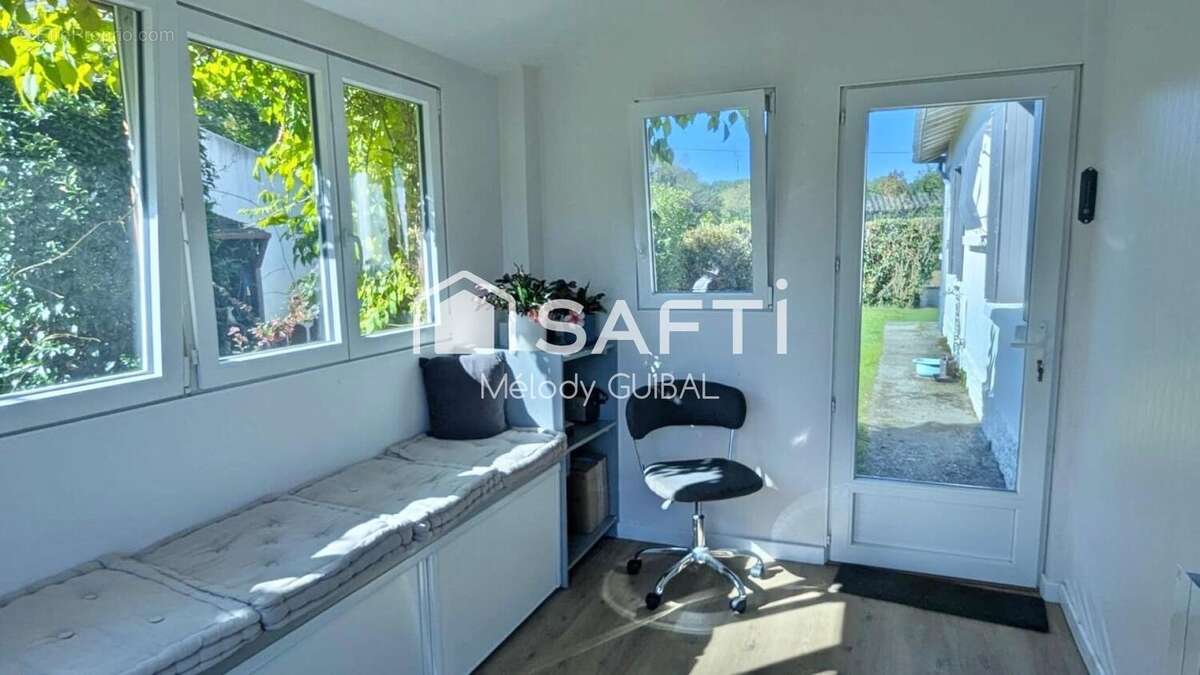 Photo 2 - Maison à MEDIS