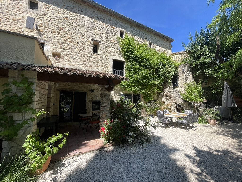 Maison à ROCHEGUDE