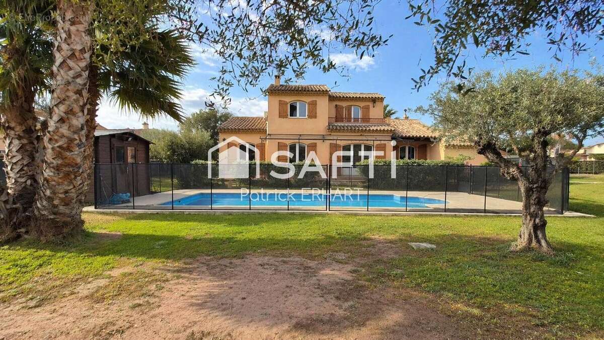 Photo 2 - Maison à PUGET-SUR-ARGENS