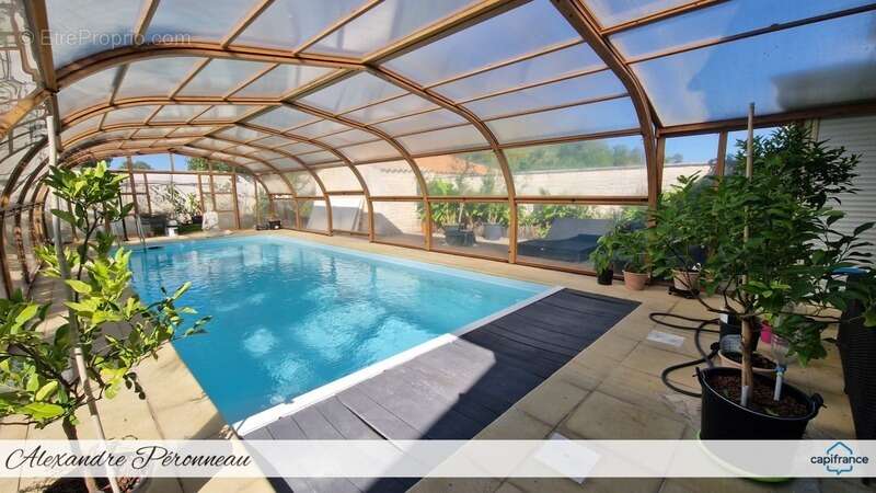  villa d’exception – 6 pièces – piscine, spa, cinéma + maison annexe indépendante - photo 16