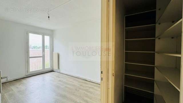 Toulouse amouroux t3/4 traversant + cave + parking - photo 6