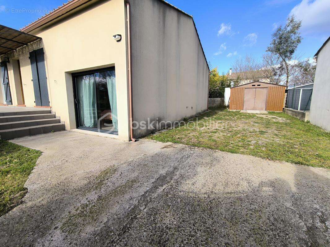 Maison à RIBAUTE-LES-TAVERNES