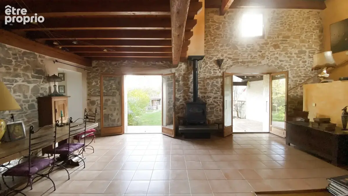 À vendre maison T4 4 faces avec garage et jardin arboré piscinable à Villedaigne - photo 2