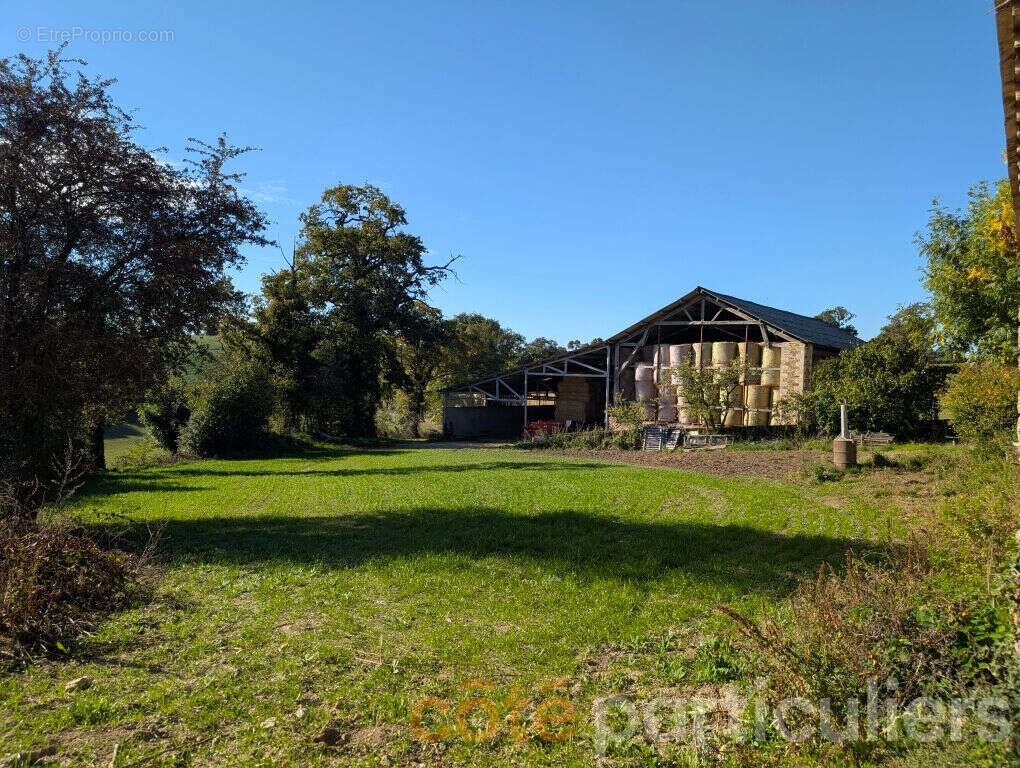 Maison à COMPS-LA-GRAND-VILLE