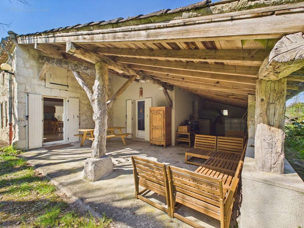 Maison à SAINT-MAURIN