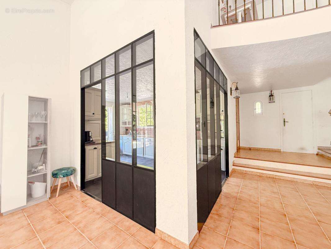 Villa familiale (4 chbres) avec piscine + studio indépendant et excellente performance énergétique - photo 9