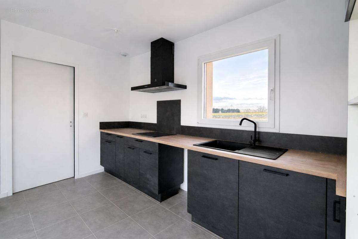 Maison à SALMIECH
