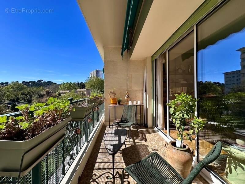 Appartement à MARSEILLE-8E