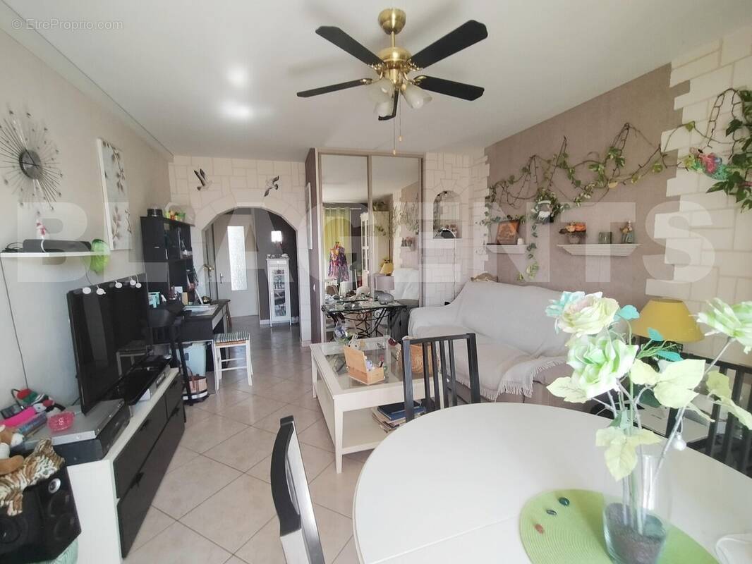 8 - Appartement à MONTPELLIER