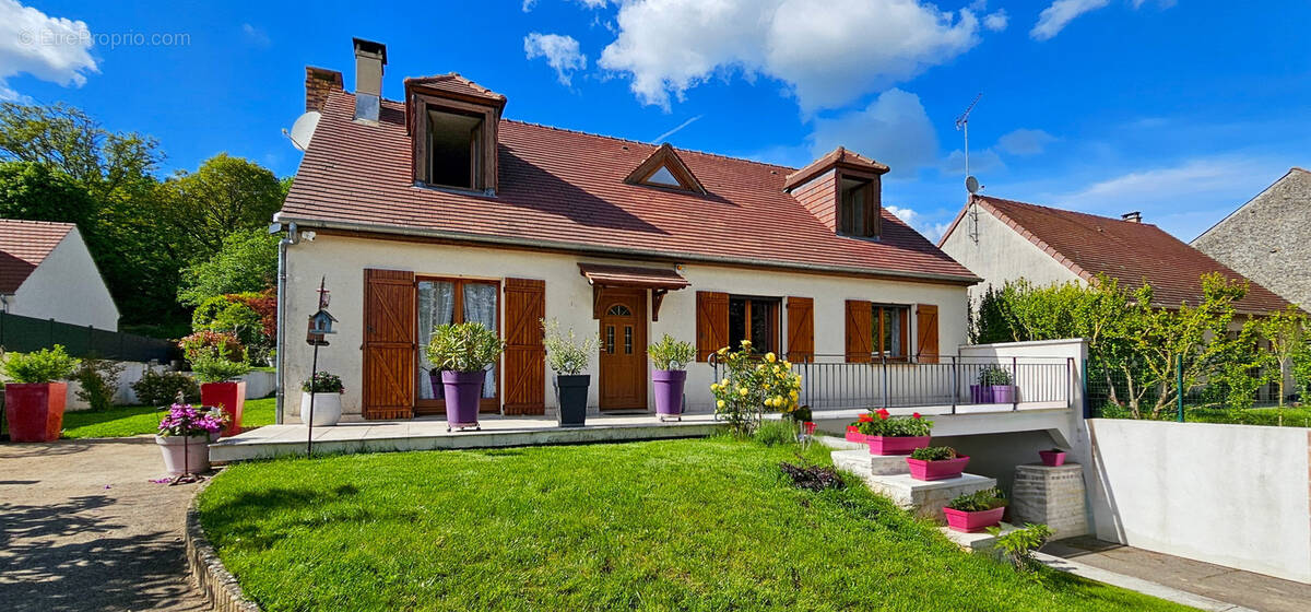 Maison à ABBEVILLE-LA-RIVIERE