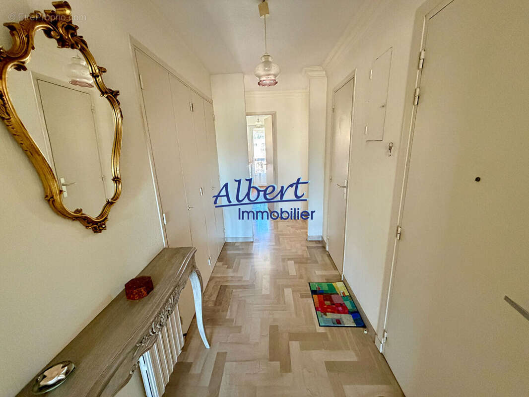 Appartement à SANARY-SUR-MER