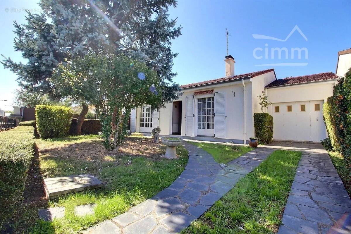 Maison à JOUE-LES-TOURS