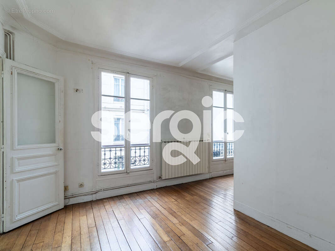 Appartement à PARIS-18E