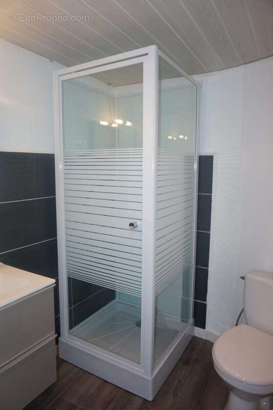 Appartement à VALLAURIS