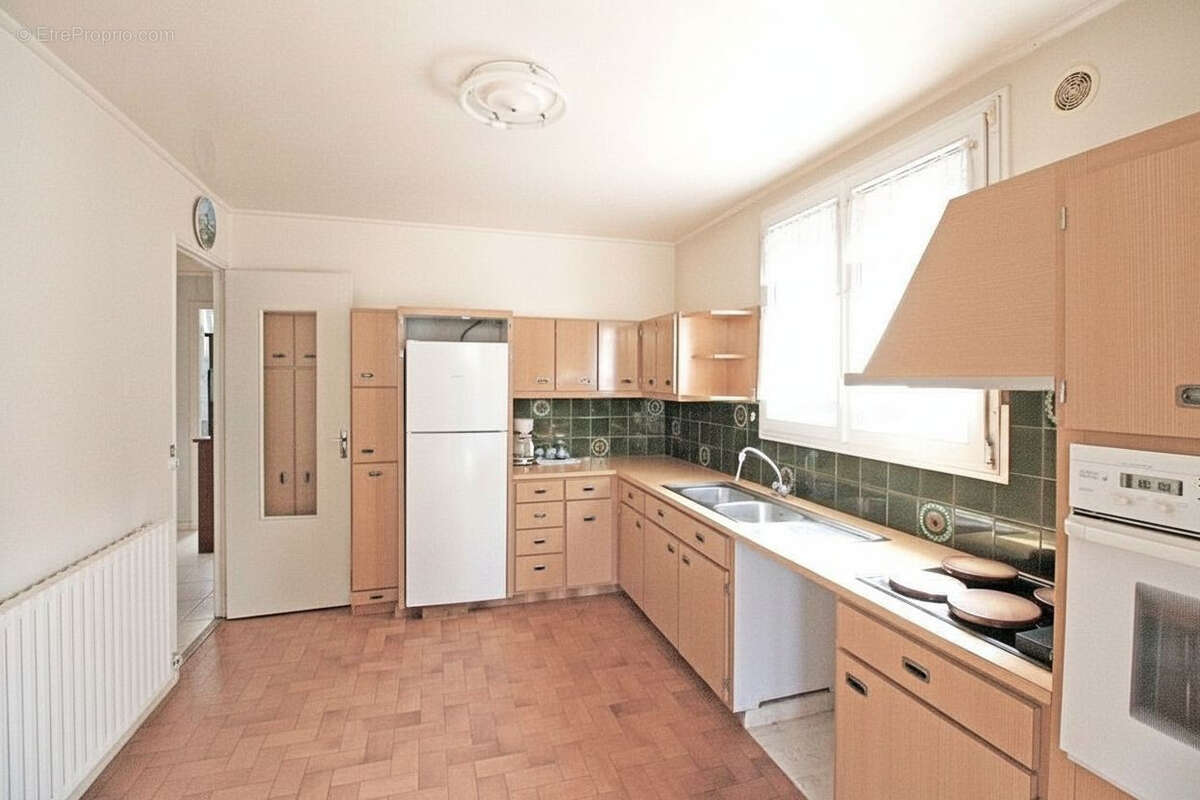 Maison à BRY-SUR-MARNE