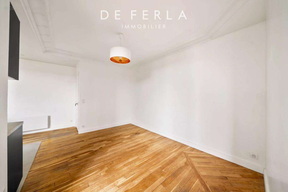 Appartement à MONTROUGE