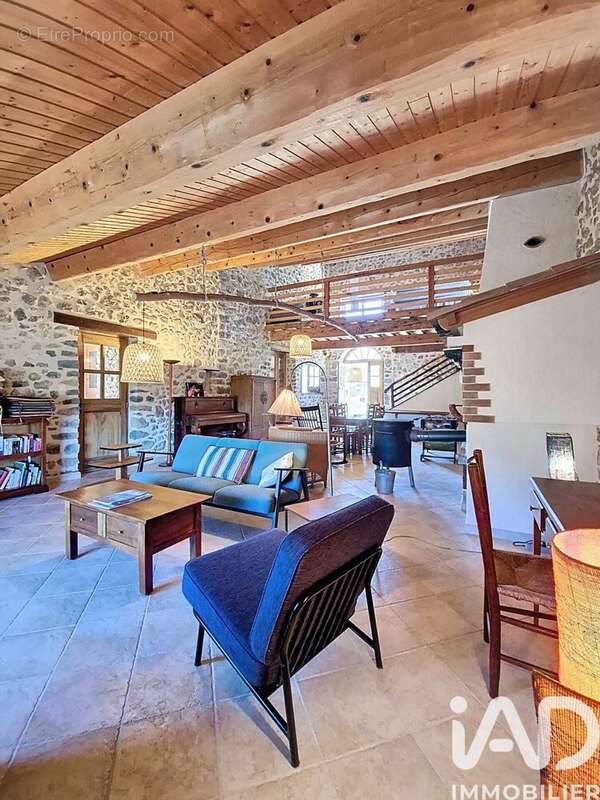 Maison 279 m² à Noyers-Sur-Jabron  - photo 7