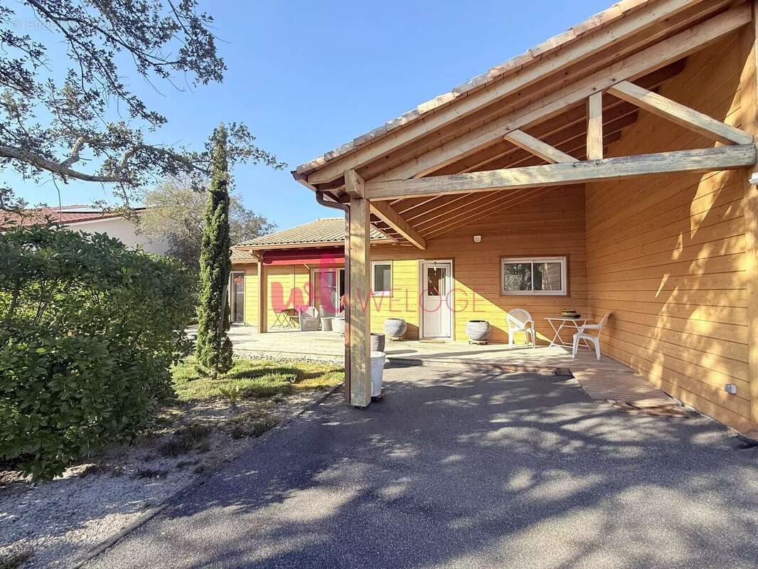 Maison à MOLIETS-ET-MAA