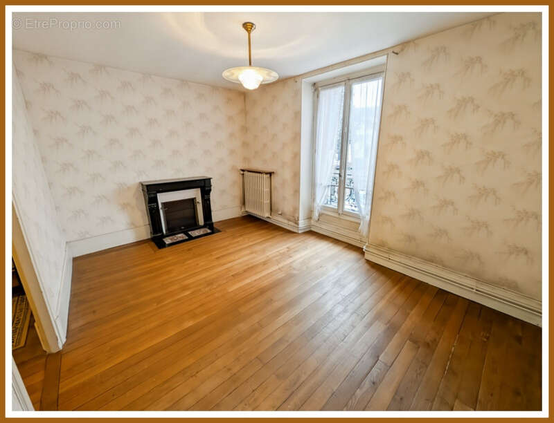 Maison à SAINT-VRAIN