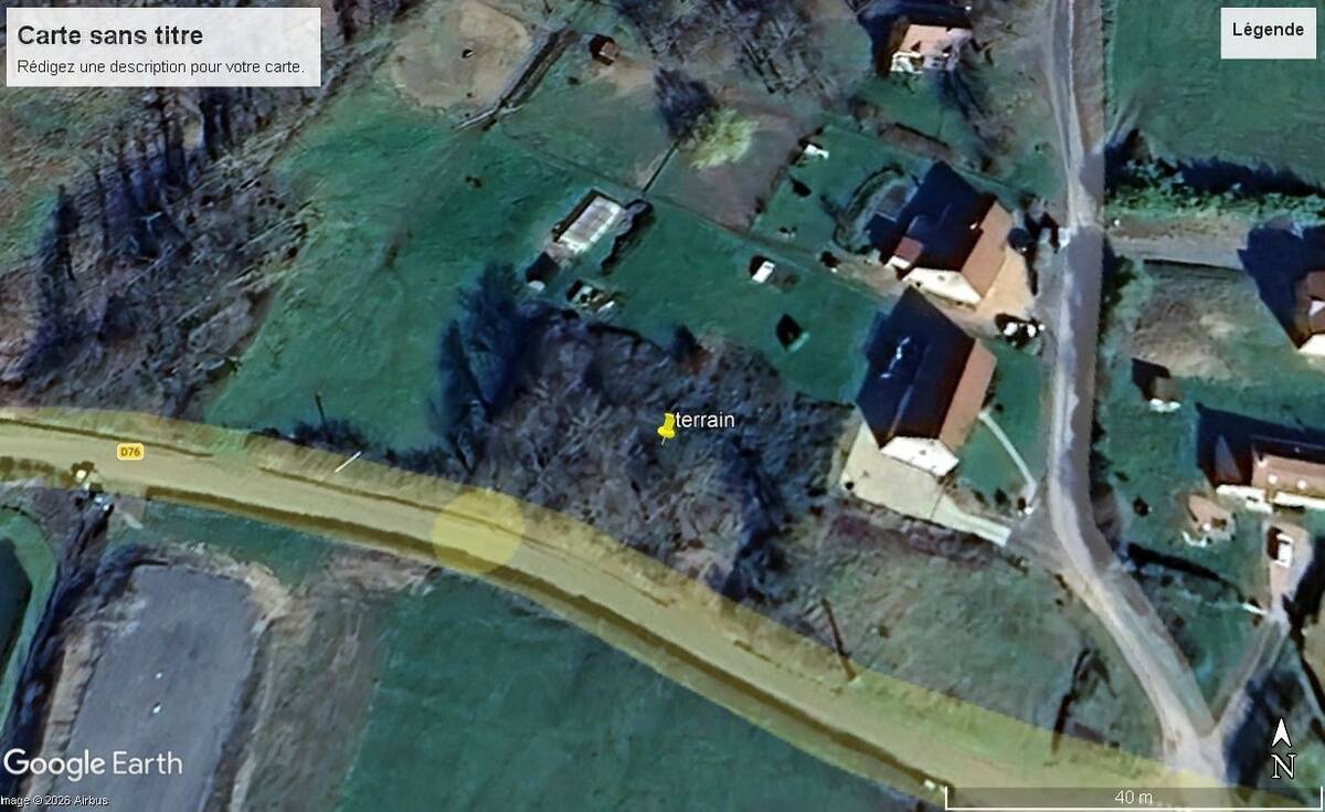 Terrain à SAINT-ETIENNE-DE-VICQ