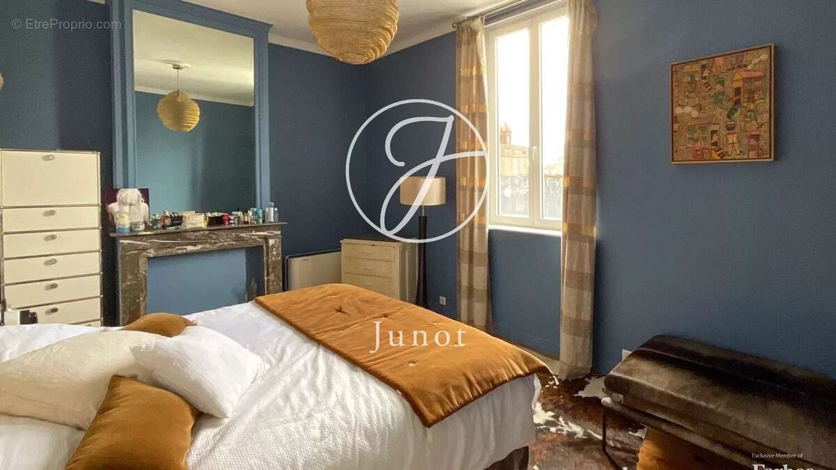 Maison à LA MADELEINE