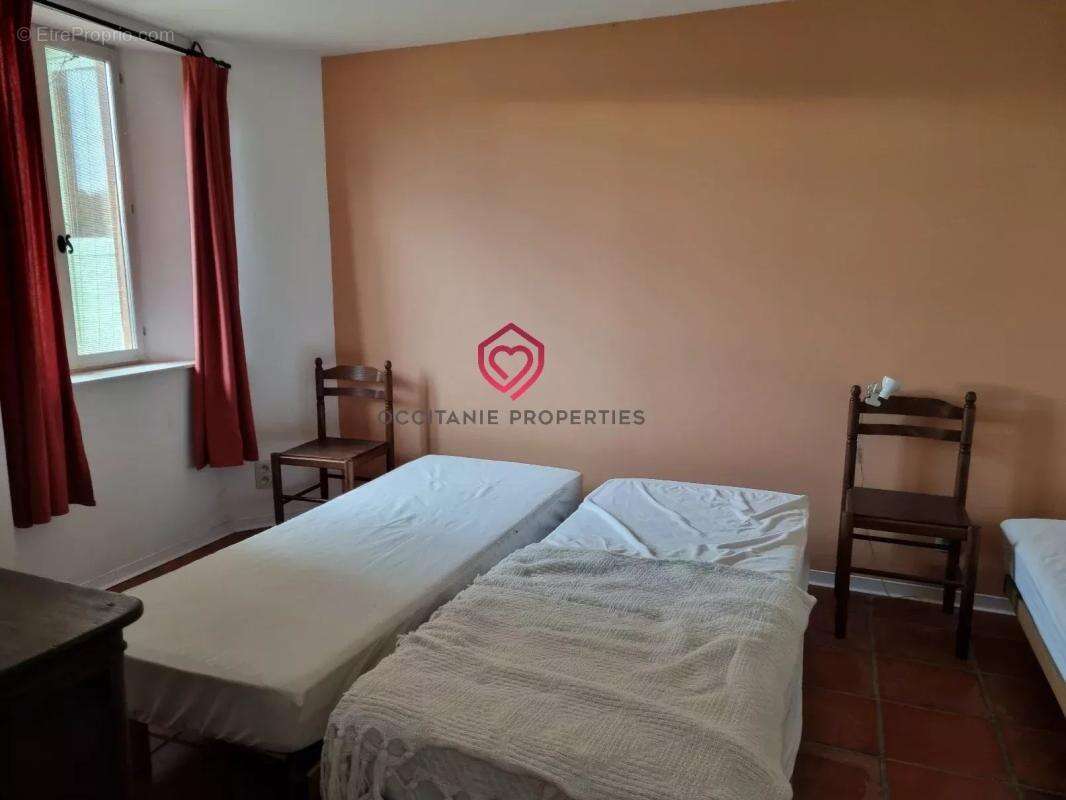 Grande maison familiale avec piscine et belles vues - photo 15