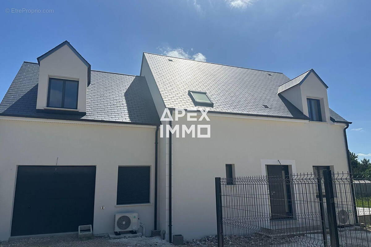Maison à DARVOY