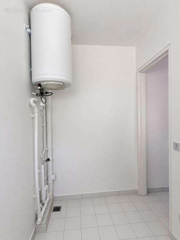 A vendre : appartement t3 cluny fort de france (97200) - photo 4