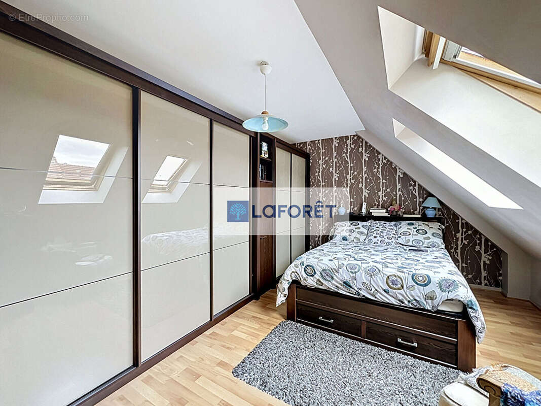 Maison Sartrouville 5 pièce(s) 97.40 m2 - photo 11