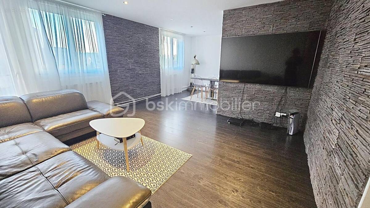 Appartement à CARRIERES-SOUS-POISSY