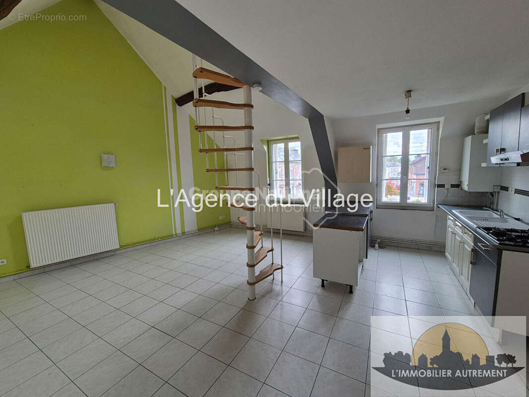 Appartement à HERMES