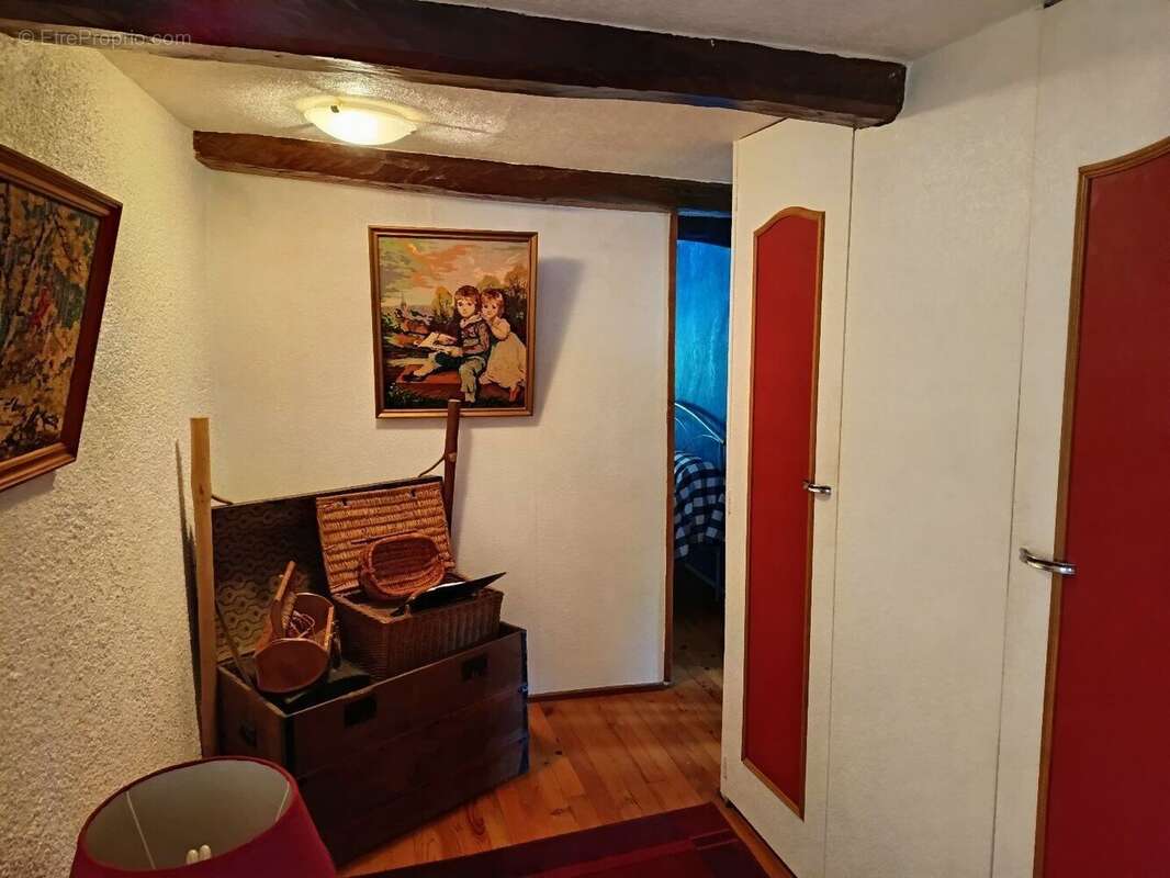 Charmante maison de campagne en pierre à BERLATS, au coeur de la nature - photo 3