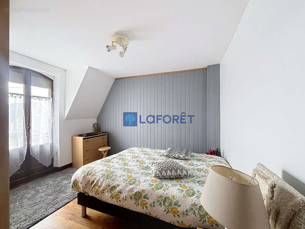 Maison à SAVIGNY-SUR-ORGE