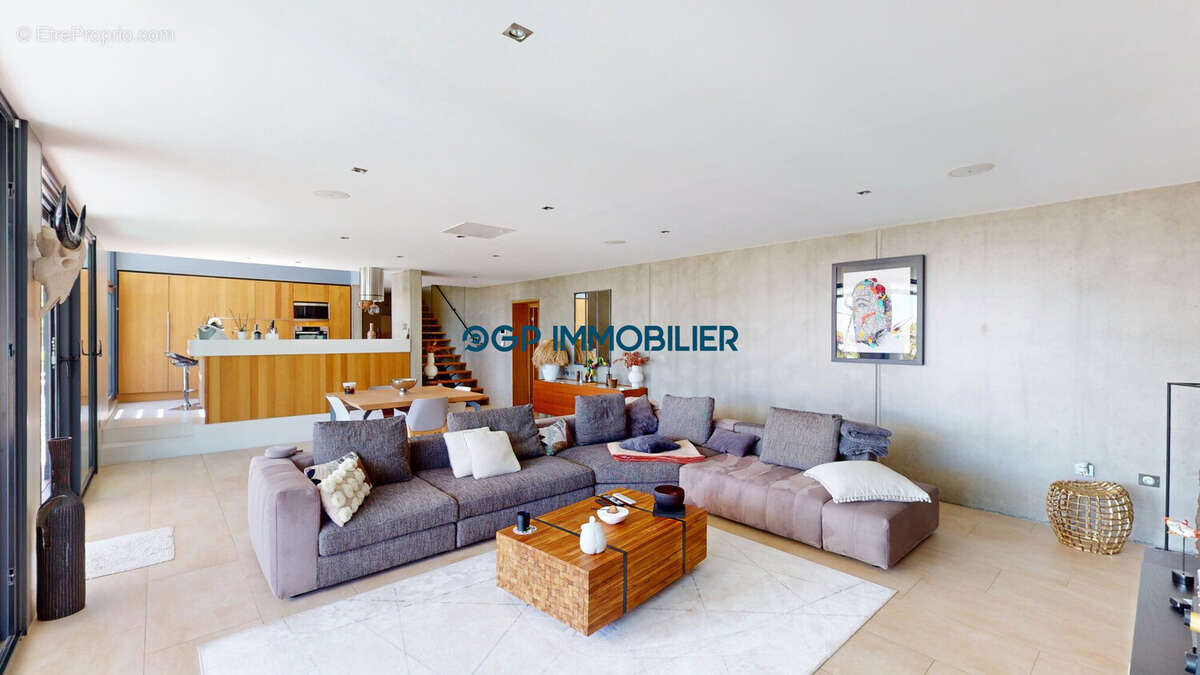 Maison à CASTELNAU-D&#039;ESTRETEFONDS