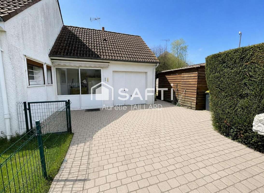 Maison 93 m² à Beaugency  - photo 2