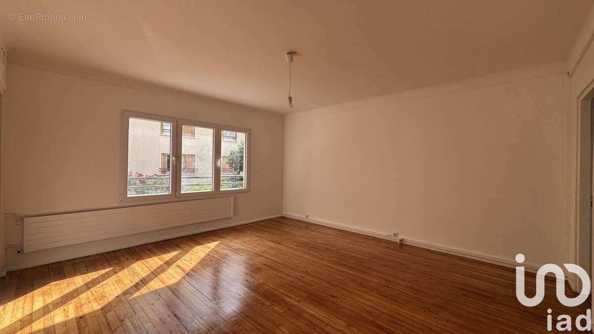 Photo 2 - Appartement à L'ILE-SAINT-DENIS