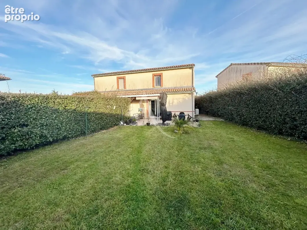 Maison à MONDONVILLE