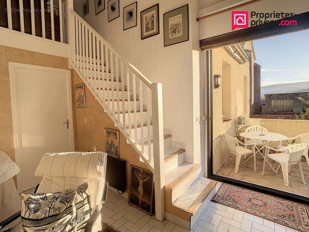 Appartement à GANGES